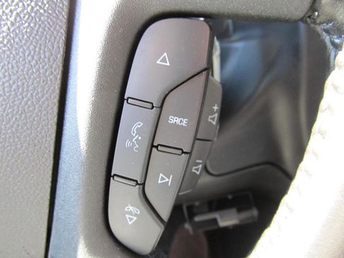 Used 2021 Chevrolet Express 2500 w/ Driver Convenience Package image 50