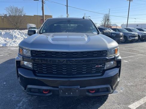 Used 2019 Chevrolet Silverado 1500 Custom Trail Boss w/ Custom Convenience Package image 2
