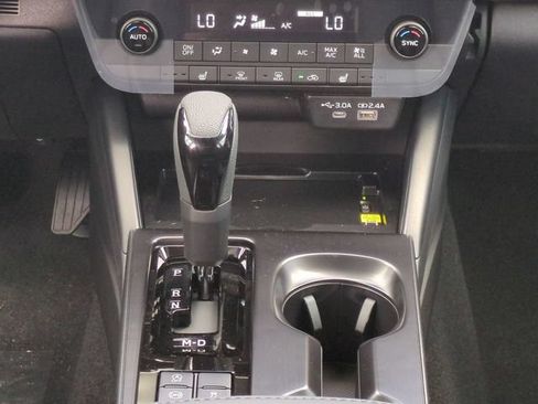 New 2026 Subaru Outback Premium AWD/4WD image 19