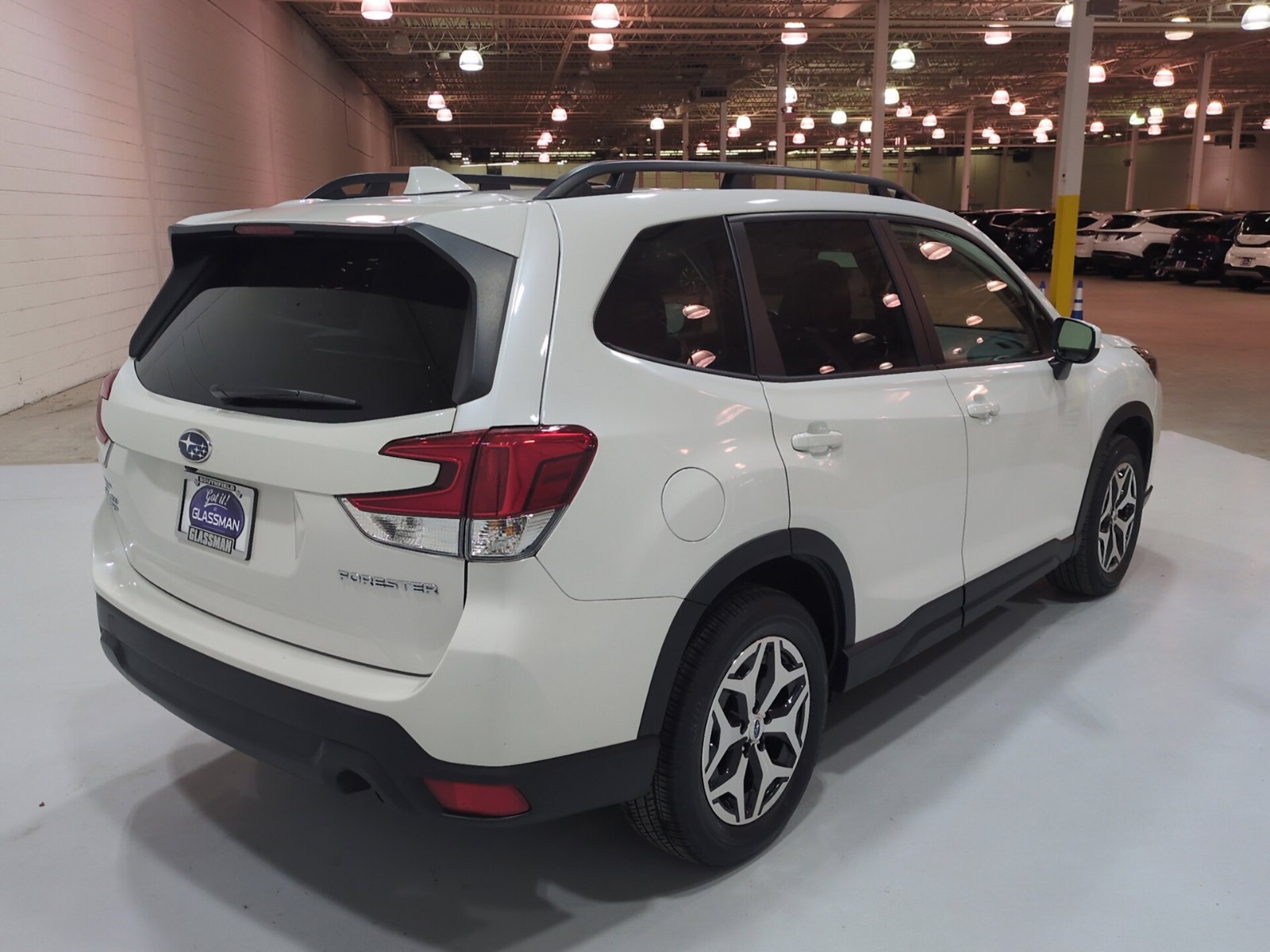 Used 2023 Subaru Forester Premium AWD/4WD image 3