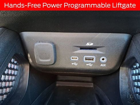 Used 2021 Chevrolet TrailBlazer RS w/ Sun and Liftgate Package image 23