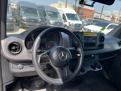 Used 2019 Mercedes-Benz Sprinter 144 image 14