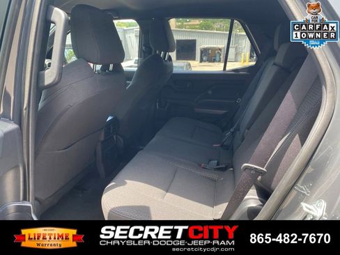 Used 2026 Toyota 4Runner SR5 AWD/4WD image 10