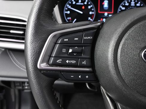 Used 2025 Subaru Outback Limited AWD/4WD image 32