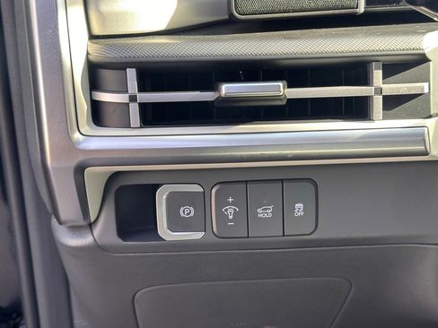 Certified 2025 Hyundai Santa Fe SEL image 22