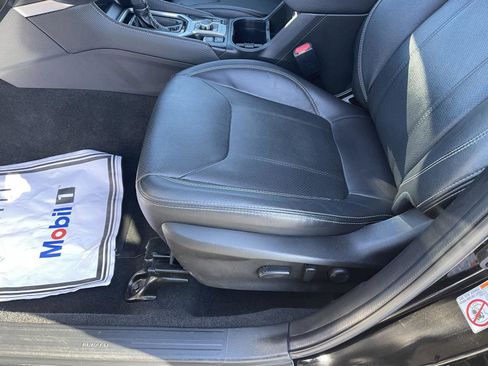 Used 2019 Subaru Forester Limited image 3