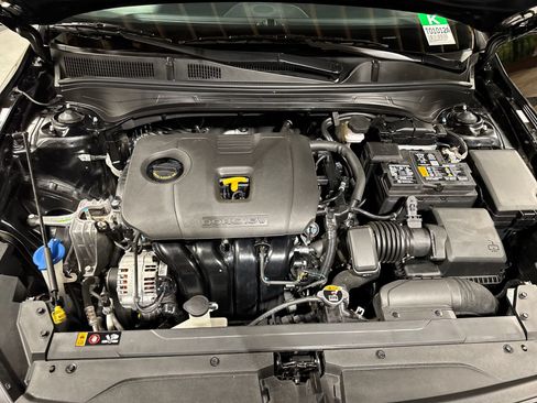 Certified 2023 Kia Forte LXS FWD image 28