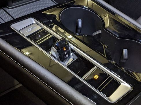 New 2026 Volkswagen Atlas Cross Sport SE image 19