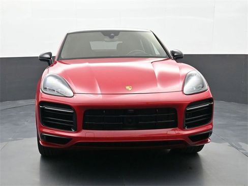 Used 2023 Porsche Cayenne GTS w/ Assistance Package image 26