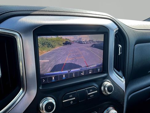 Used 2019 GMC Sierra 1500 SLT w/ SLT Premium Plus Package AWD/4WD image 15