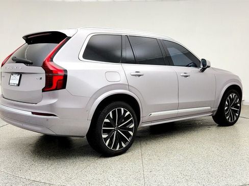 Used 2026 Volvo XC90 B6 Plus w/ Protection Package Premier AWD/4WD image 5