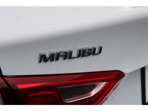 Used 2024 Chevrolet Malibu LT image 38