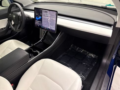 Used 2020 Tesla Model 3 Long Range AWD/4WD image 23