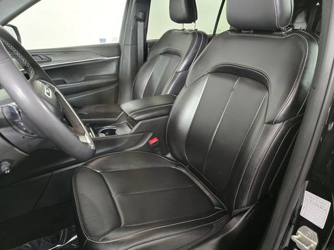 Used 2024 Jeep Grand Cherokee L Limited w/ Luxury Tech Group II AWD/4WD image 24
