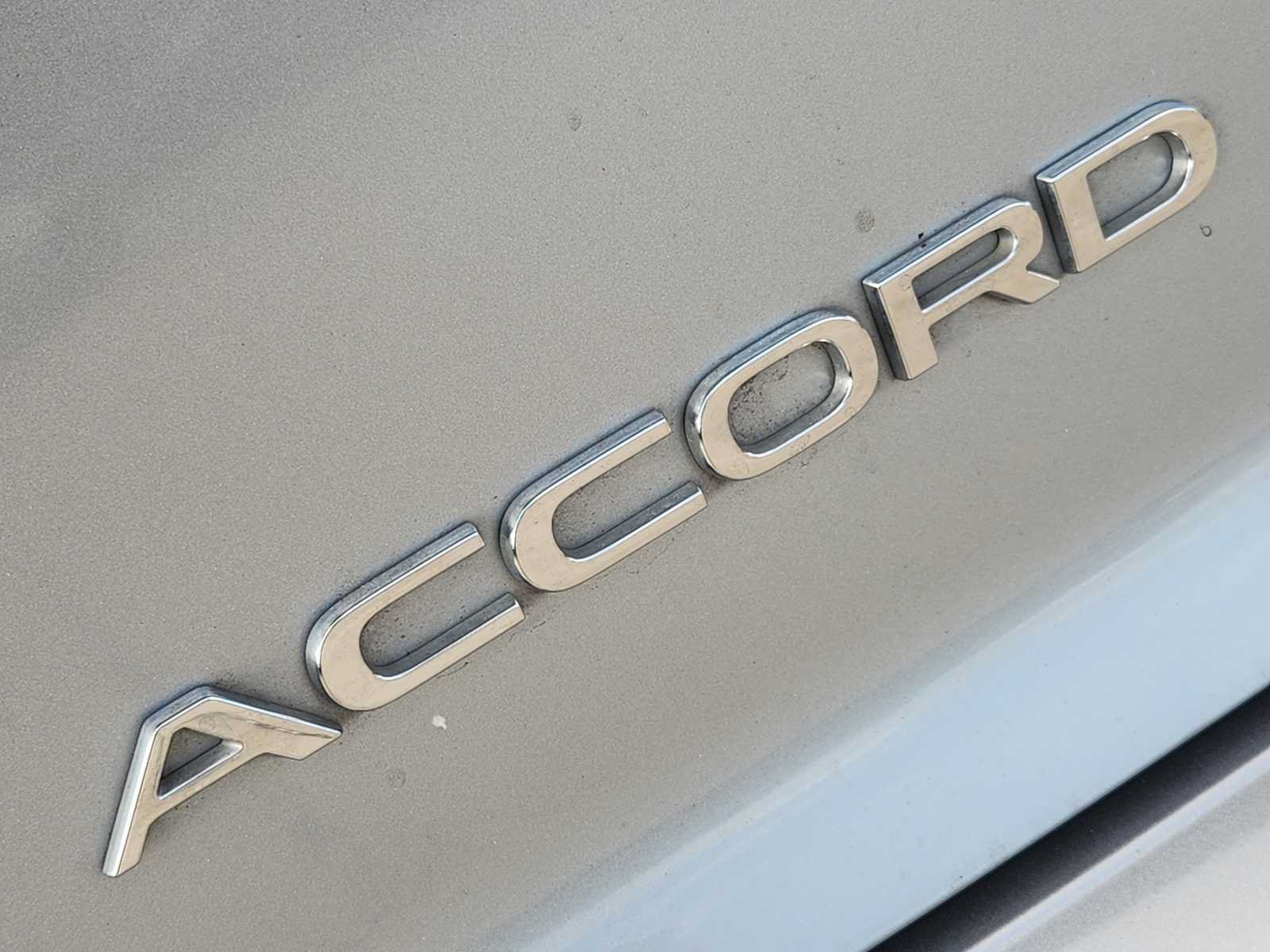 Used 2024 Honda Accord Sport image 12
