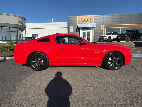 Used 2014 Ford Mustang GT image 8
