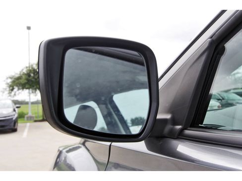 Certified 2025 Nissan Kicks Play S FWD image 10