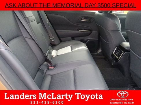 Used 2026 Toyota Crown AWD/4WD image 33