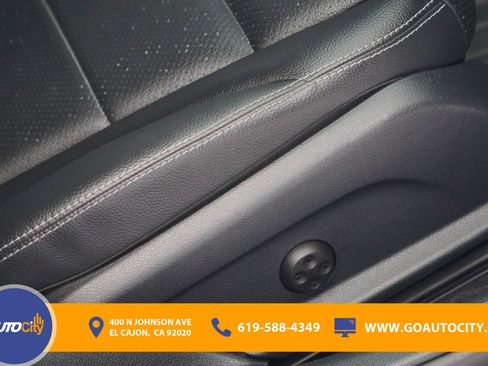 Used 2021 Mercedes-Benz C 300 Sedan image 16