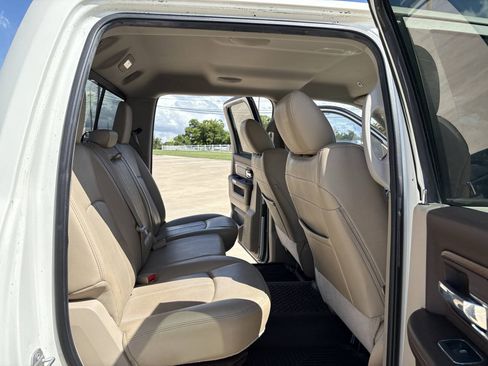 Used 2018 RAM 2500 Laramie AWD/4WD image 14