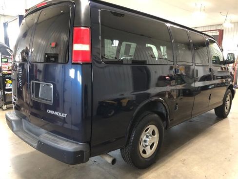 Used 2006 Chevrolet Express 1500 Passenger image 6