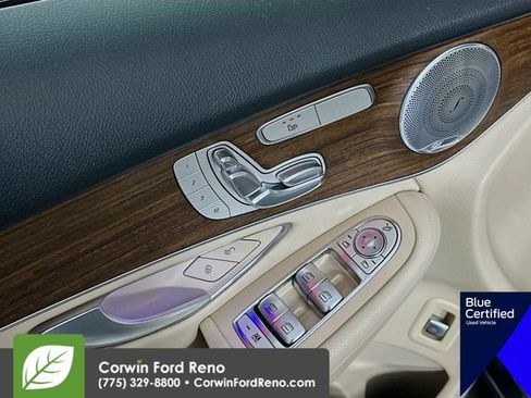 Used 2020 Mercedes-Benz GLC 300 4MATIC image 20