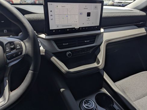 New 2026 Ford Explorer Active AWD/4WD image 10