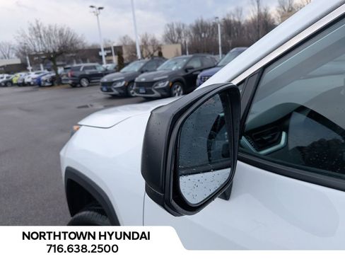 Used 2021 Toyota RAV4 LE image 37