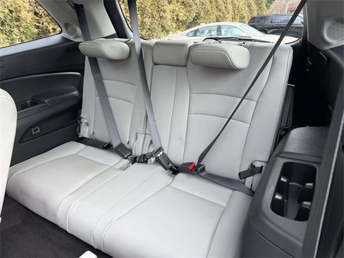 Certified 2020 Honda Pilot Elite image 11