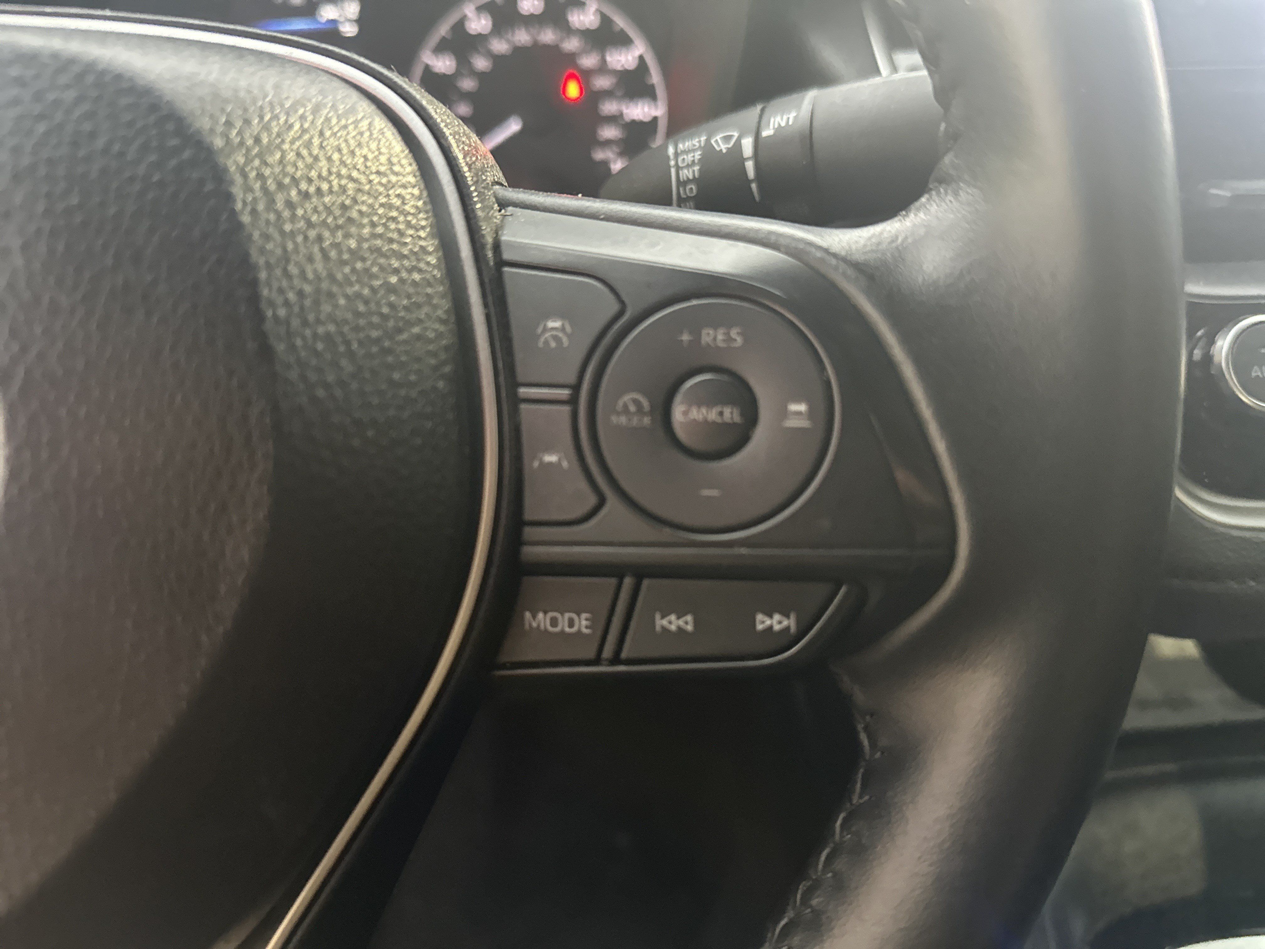 Used 2025 Toyota Corolla SE FWD image 19