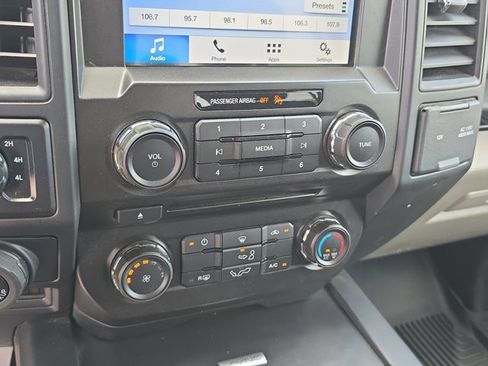 Used 2018 Ford F150 XL w/ Equipment Group 101A Mid AWD/4WD image 15
