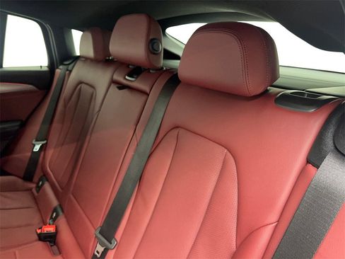 Used 2022 BMW X4 xDrive30i w/ Convenience Package image 35