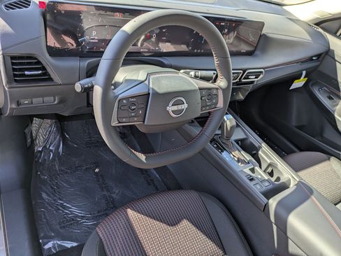 New 2026 Nissan Sentra SR w/ Floor Mat Package image 11