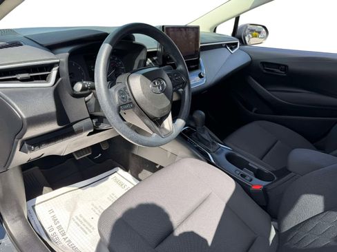 Used 2024 Toyota Corolla LE FWD image 11