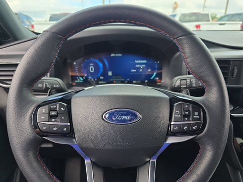 Used 2024 Ford Explorer ST w/ Equipment Group 401A AWD/4WD image 19