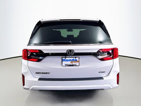 New 2026 Honda Odyssey Sport-L image 17