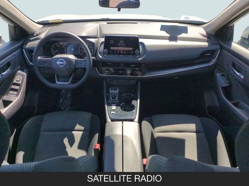 Used 2026 Nissan Rogue SV FWD image 13