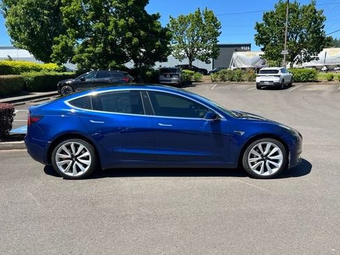 Used 2020 Tesla Model 3 Long Range AWD/4WD image 8