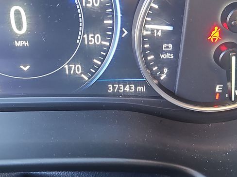 Used 2022 Buick Enclave Premium w/ Experience Buick Package image 6