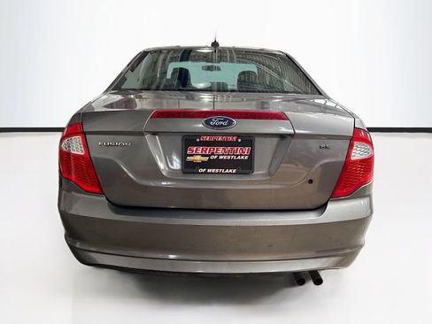 Used 2010 Ford Fusion SE FWD image 4