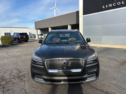 Used 2020 Lincoln Aviator Reserve image 2