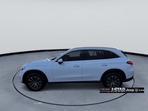 Used 2024 Mercedes-Benz GLC 300 image 6