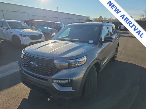 Used 2023 Ford Explorer ST w/ Equipment Group 401A image 7