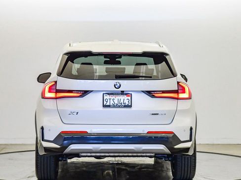 Used 2025 BMW X1 xDrive28i w/ Convenience Package image 3