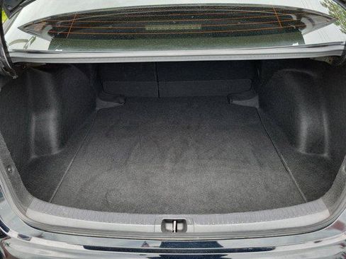 Used 2024 Toyota Corolla SE w/ SE Premium Package FWD image 11