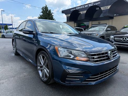 Used 2018 Volkswagen Passat 2.0T R-Line FWD image 1