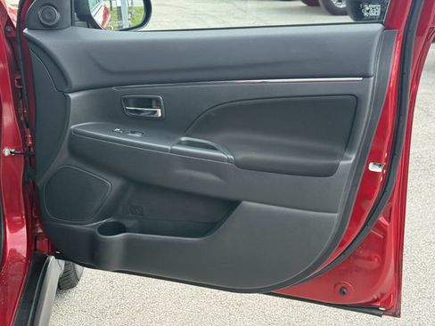 Used 2023 Mitsubishi Outlander Sport AWD image 34