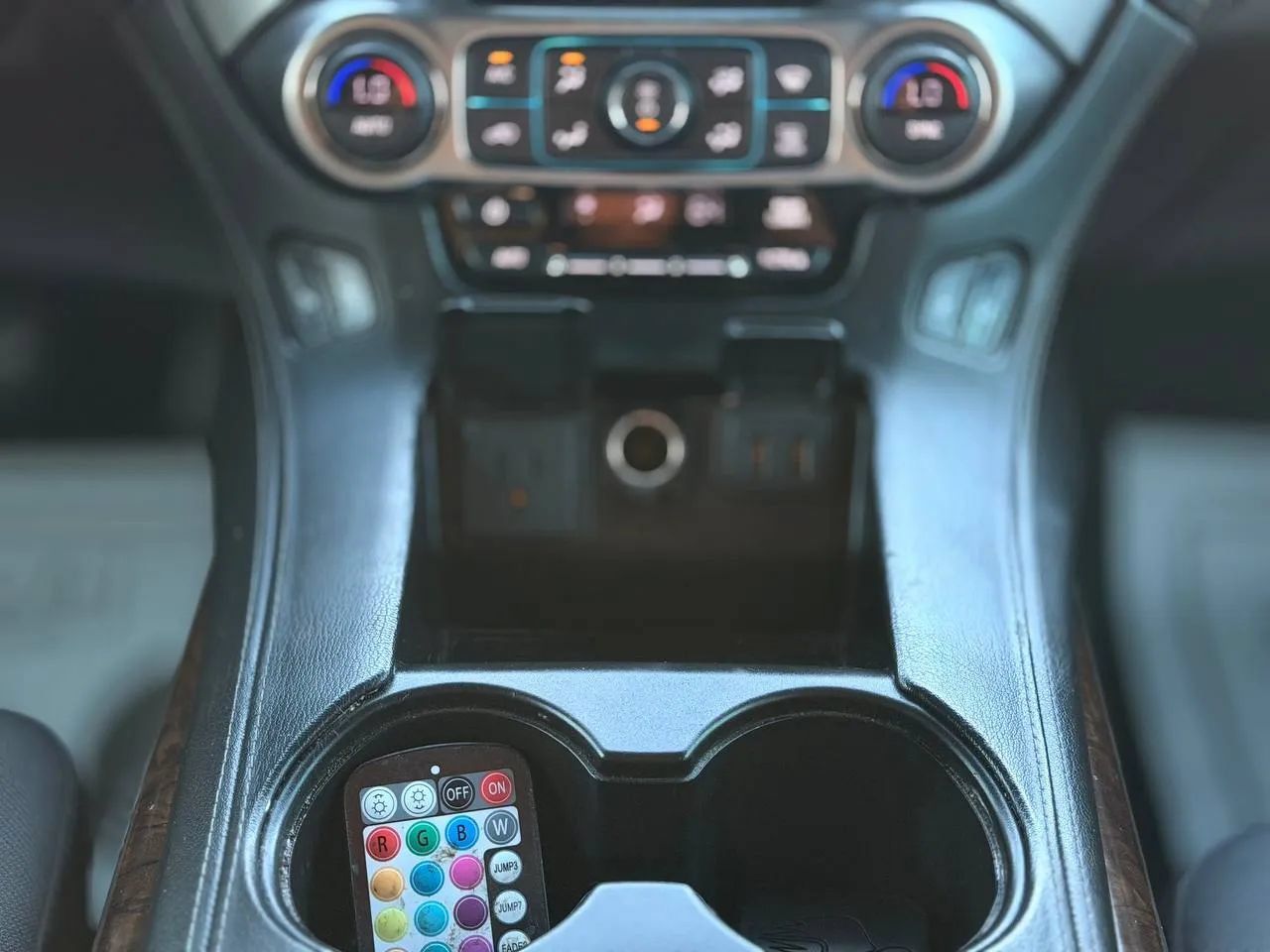 Used 2018 Chevrolet Tahoe 4WD image 42