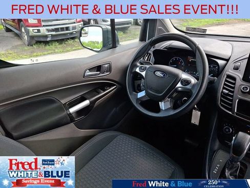 Certified 2022 Ford Transit Connect XLT FWD image 14