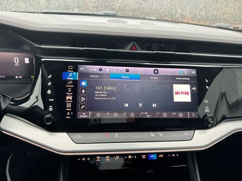 Used 2024 Jeep Wagoneer Launch Edition image 26